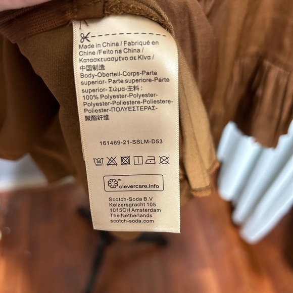 Scotch & Soda Medium V-Neck Peplum Top - Picture 7 of 7